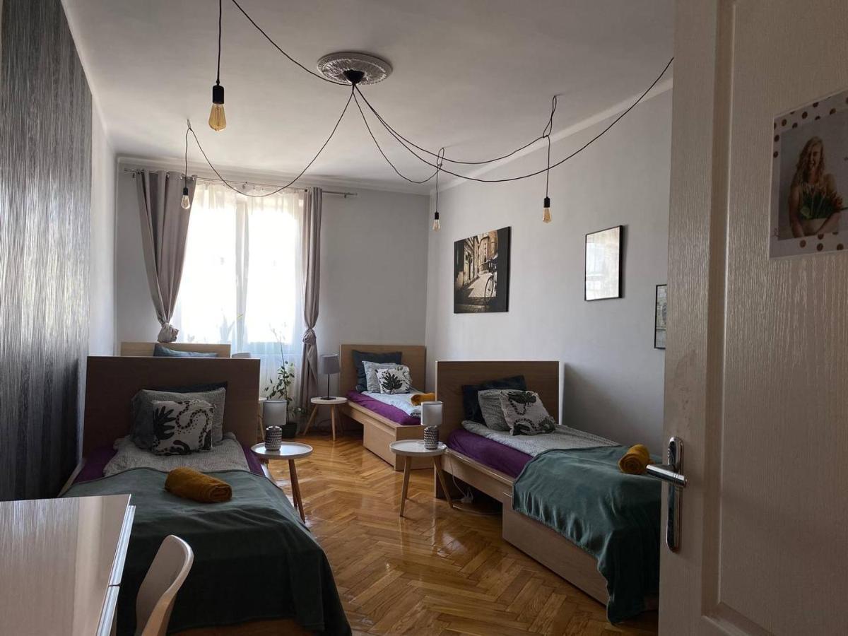 Real Vip Hostel Cracovia Exterior foto